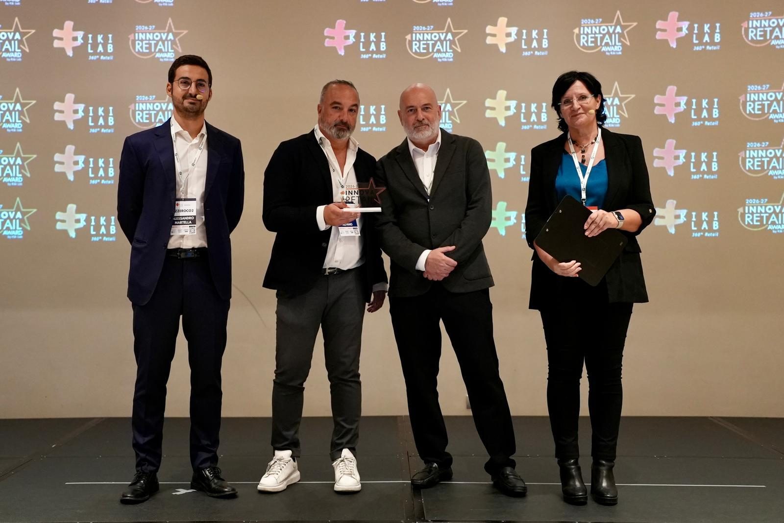 La premiazione di 20' Training Lab all'Innova Retail Award 2026-2027, con Marco Alfano e Luca Fumagalli sul palco